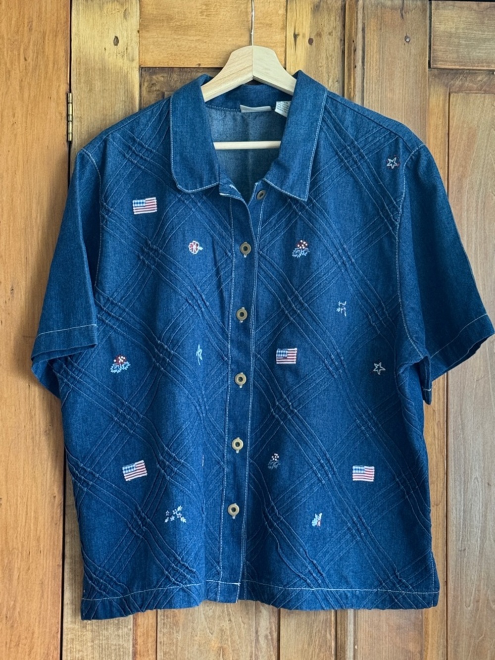Koret Dark Blue Denim Short-Sleeve Button-Front Shirt with Embroidered Flags